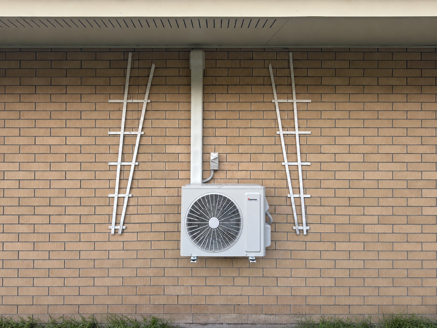 Air conditioning unit installed by Coast to Coast Electrical & Data