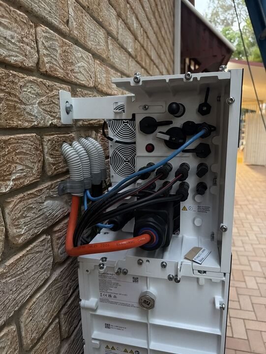 Switchboard and battery installation